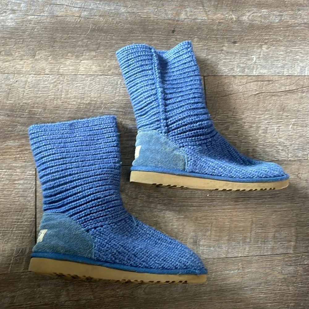 UGG Australia Cardy Knit Sweater Slip On Boots Blue
